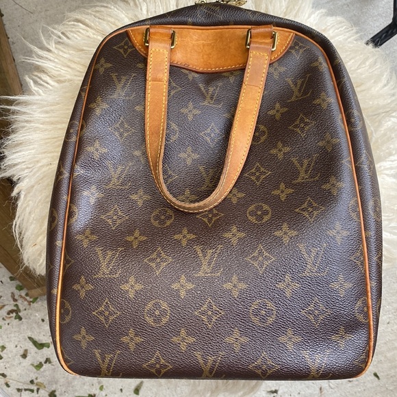 💎AUTHENTIC LOUIS VUITTON EXCURSION HANDBAG MONOGRAM - Picture 2 of 13